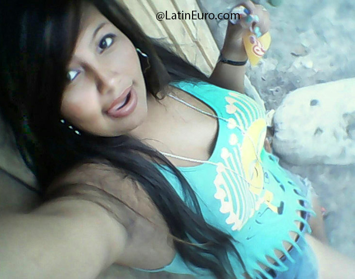 Date this stunning Honduras girl Keily from Tegucigalpa HN2129