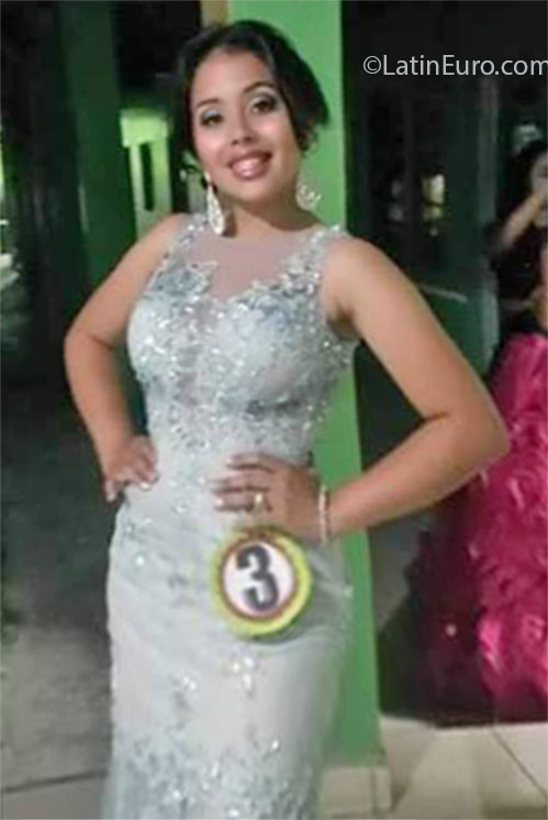 Date this attractive Honduras girl Zieda from El Paraiso HN2130