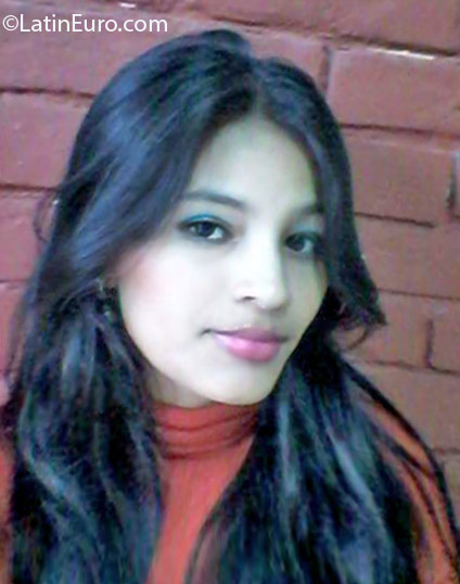 Date this hard body Honduras girl Rubi from La Ceiba HN2132