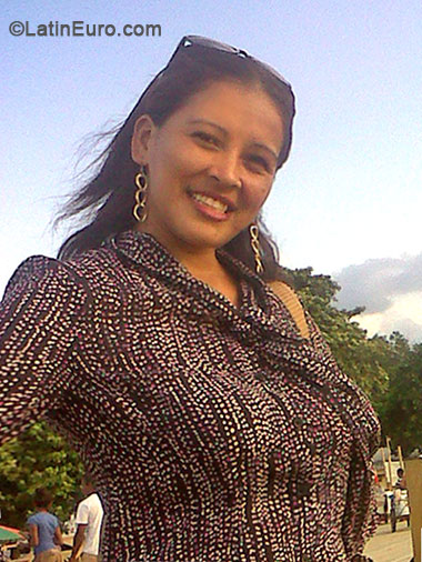 Date this stunning Honduras girl Mariela from La Ceiba HN2138