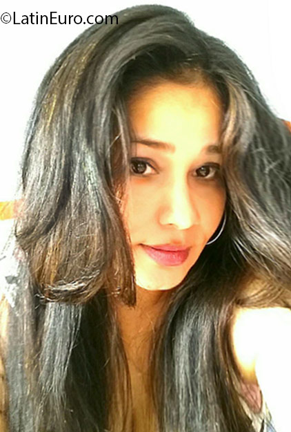 Date this sultry Honduras girl Demi from Tegucigalpa HN2152