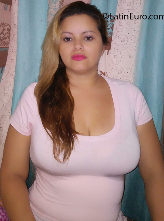 Date this cute Costa Rica girl Marbeli from San Jose CR331