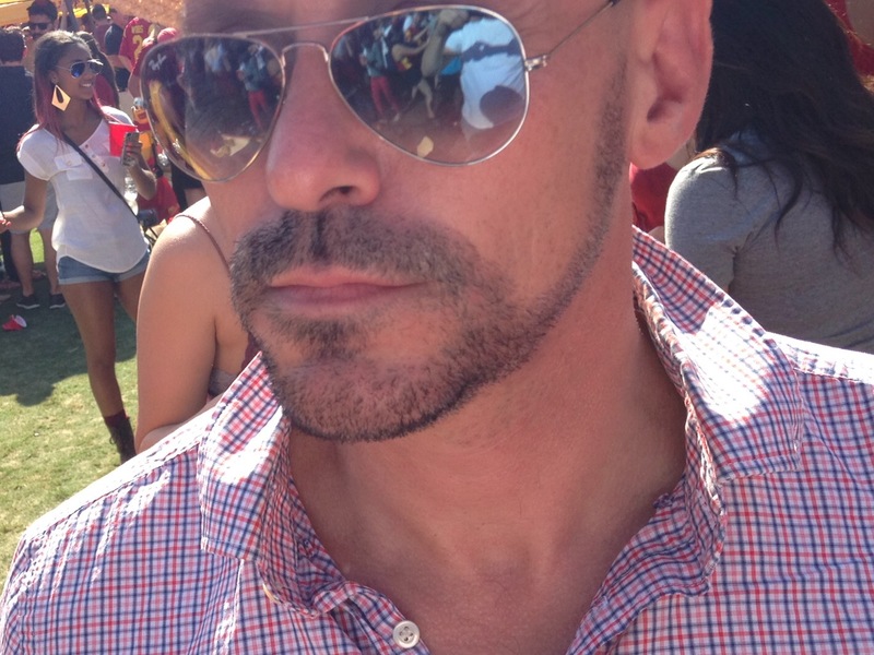 Date this voluptuous United States man Bradley from Los Angeles US17322