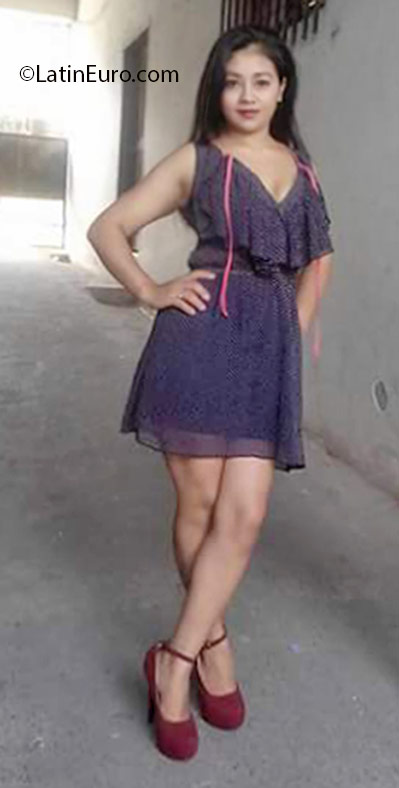 Date this fun Honduras girl Dania from Santa rosa de copan HN2180