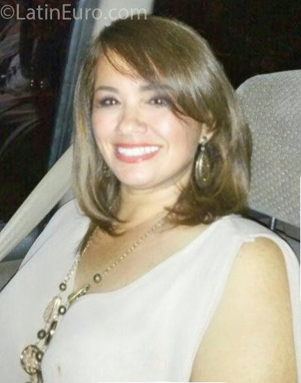 Date this gorgeous Panama girl Clara from Panama City PA976