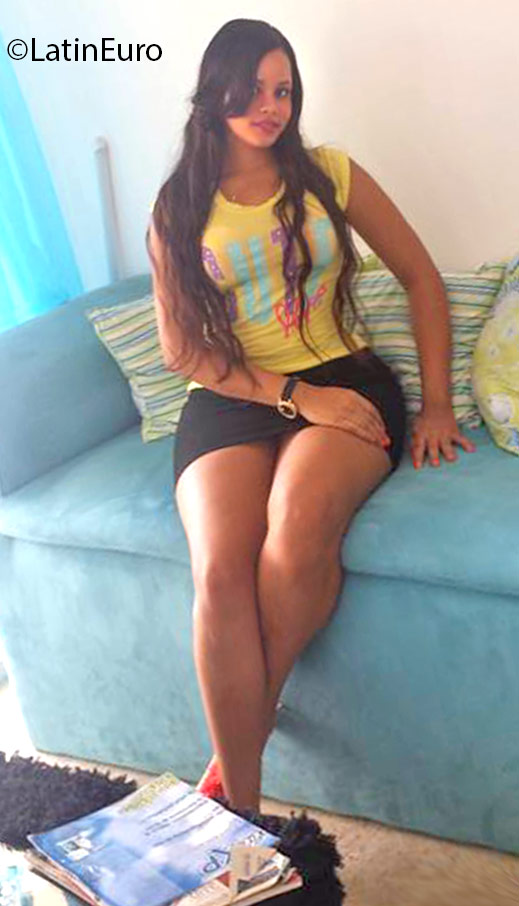 Date this charming Dominican Republic girl Brenda from Puerto Plata DO25793