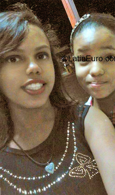 Date this cute Brazil girl Crislane from Sao Luis BR9686