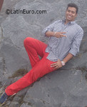 athletic Colombia man Julian from Manizales CO19051