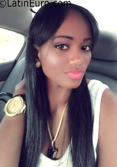 Date this nice looking Dominican Republic girl Sechelin from La Roamana DO26082