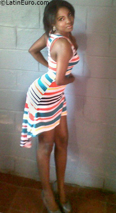 Date this passionate Honduras girl Victoria - Tanya from San Pedro Sula HN2626