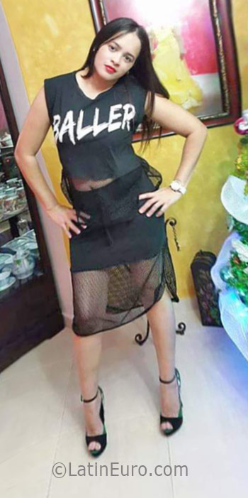 Date this funny Dominican Republic girl Raquel from Santiago DO26196