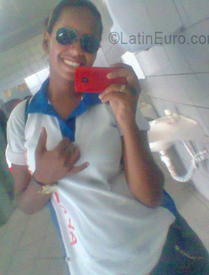 Date this happy Brazil girl Michely from Jaboatao dos Guara rapes BR9753