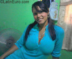 voluptuous Venezuela girl Yesenia from Anaco VE755