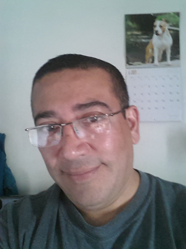 Date this athletic United States man Miguel from Los Angeles US17653