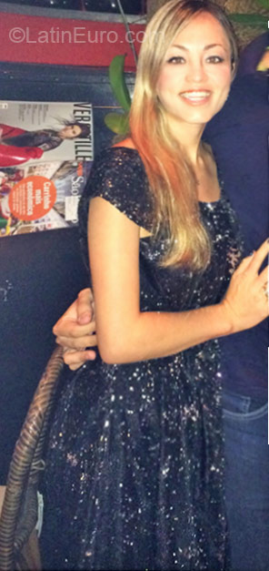 Date this stunning Brazil girl Sheila from Sao Paulo BR9799