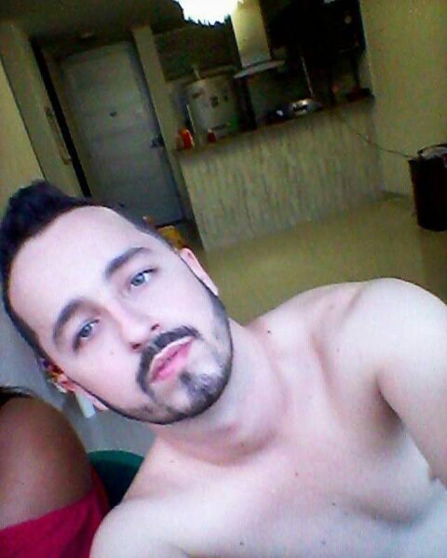 Date this happy Colombia man Juan fernando from Bucaramanga CO19721
