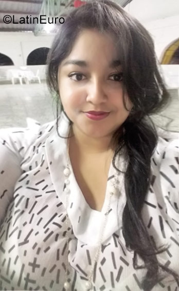 Date this georgeous Honduras girl YOLIBETH from San Pedro Sula HN2294