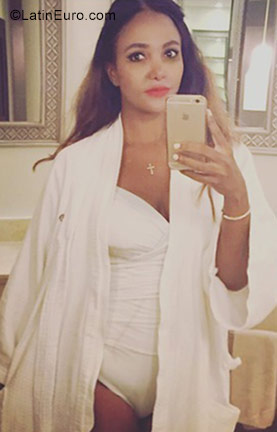 Date this beautiful Dominican Republic girl Marilin from Moca DO26888