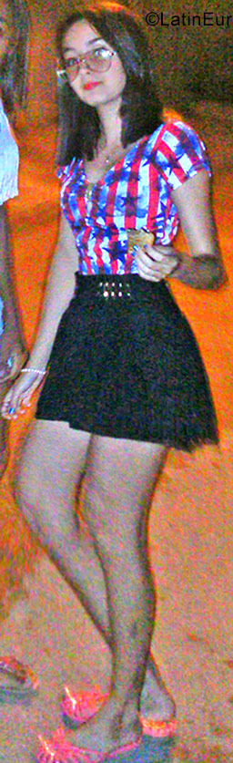 Date this foxy Brazil girl Iasman from Rio De Janeiro BR9854