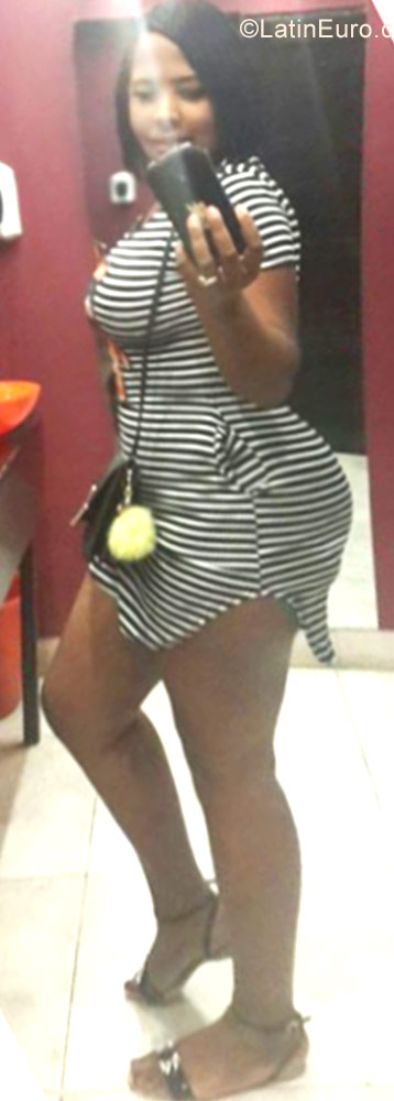 Date this pretty Dominican Republic girl Zahira 01 from Puerto Plata DO27516