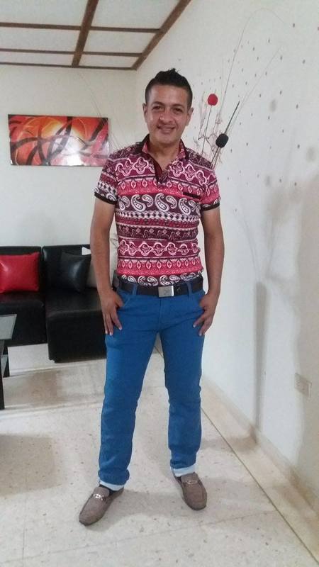 Date this foxy Colombia man Allen farid from Barranquilla CO20710