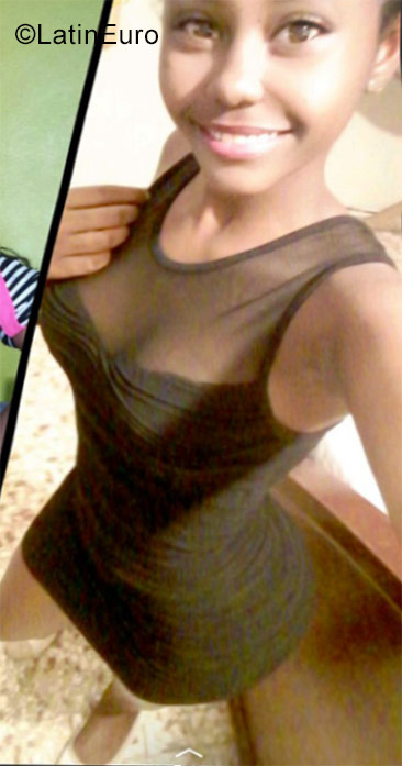 Date this charming Dominican Republic girl Josoie from Santo Domingo DO28273