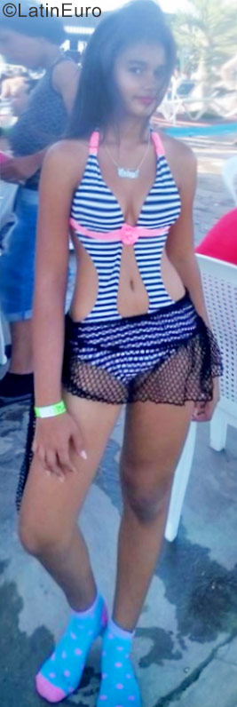 Date this good-looking Dominican Republic girl Maciel from Santiago DO28567
