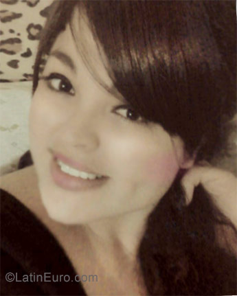 Date this exotic Honduras girl Cristina from Tegucigalpa HN2328