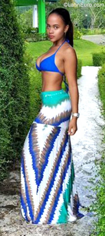 Date this athletic Dominican Republic girl Dilbania from Maimon DO28586