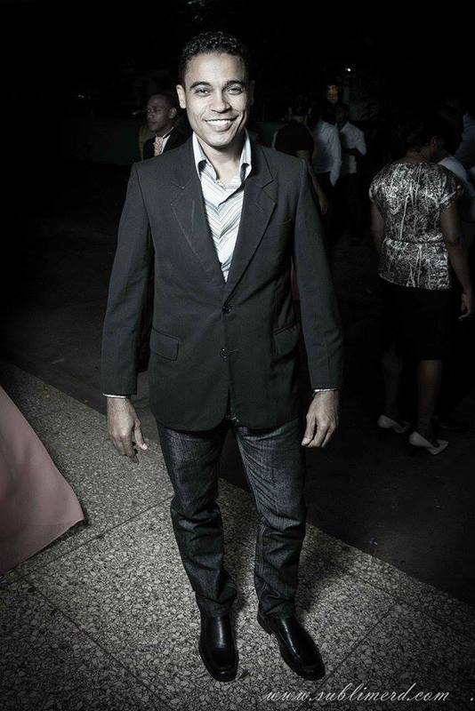 Date this funny Dominican Republic man Wandis from Santo Domingo DO28605