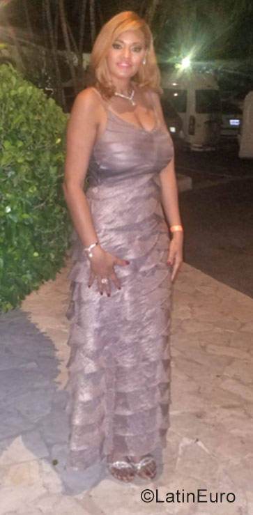 Date this funny Dominican Republic girl Josefina from Santiago DO28619