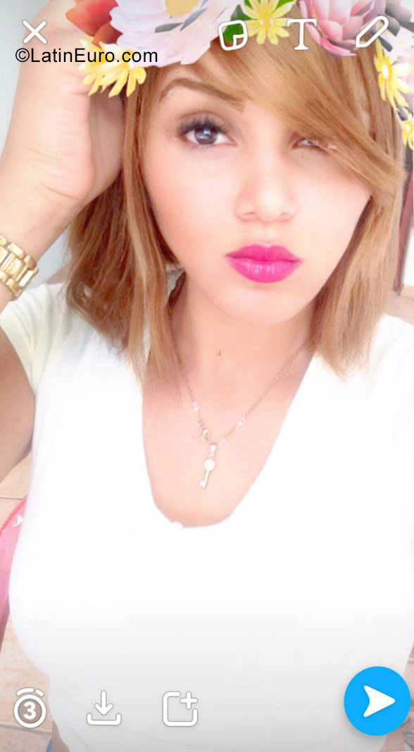 Date this passionate Dominican Republic girl Yesmilka from Santiago DO28888