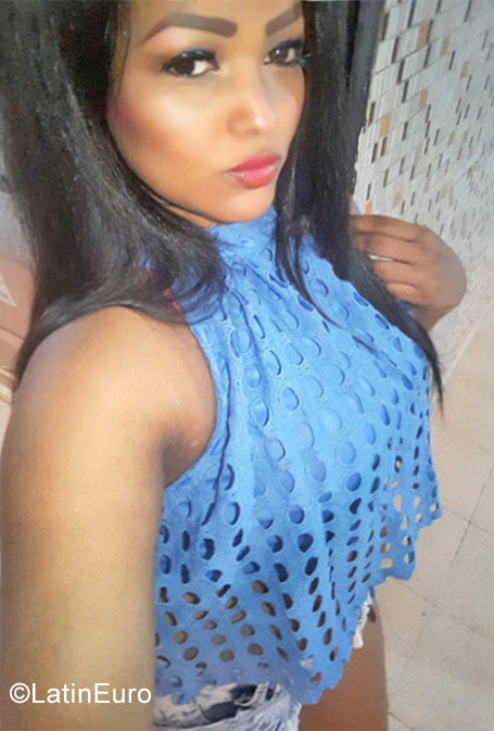 Date this cute Panama girl Mayra from Panama City PA1068