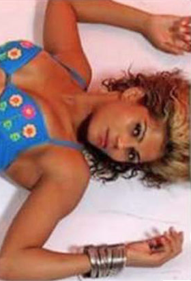 Date this charming Belgium girl Eurinete from Brussels BE112