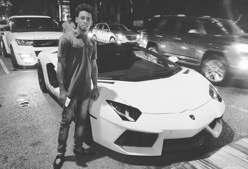 Date this tall Dominican Republic man Edgar Alexis from Santo Domingo DO29128