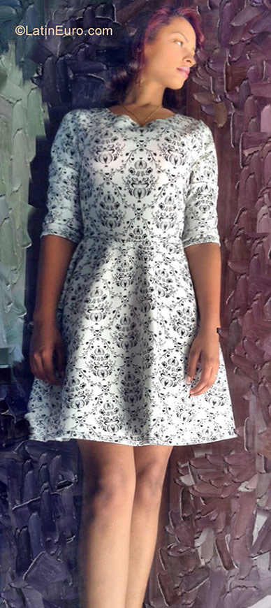 Date this funny Dominican Republic girl Maria from La Vega DO29266