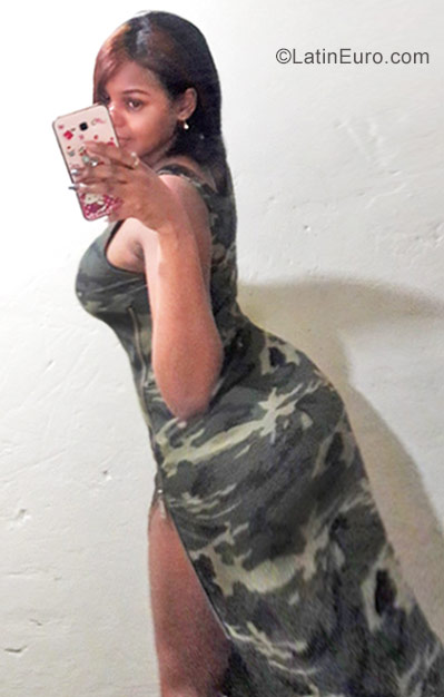 Date this cute Dominican Republic girl Baby flor from Santiago DO40094