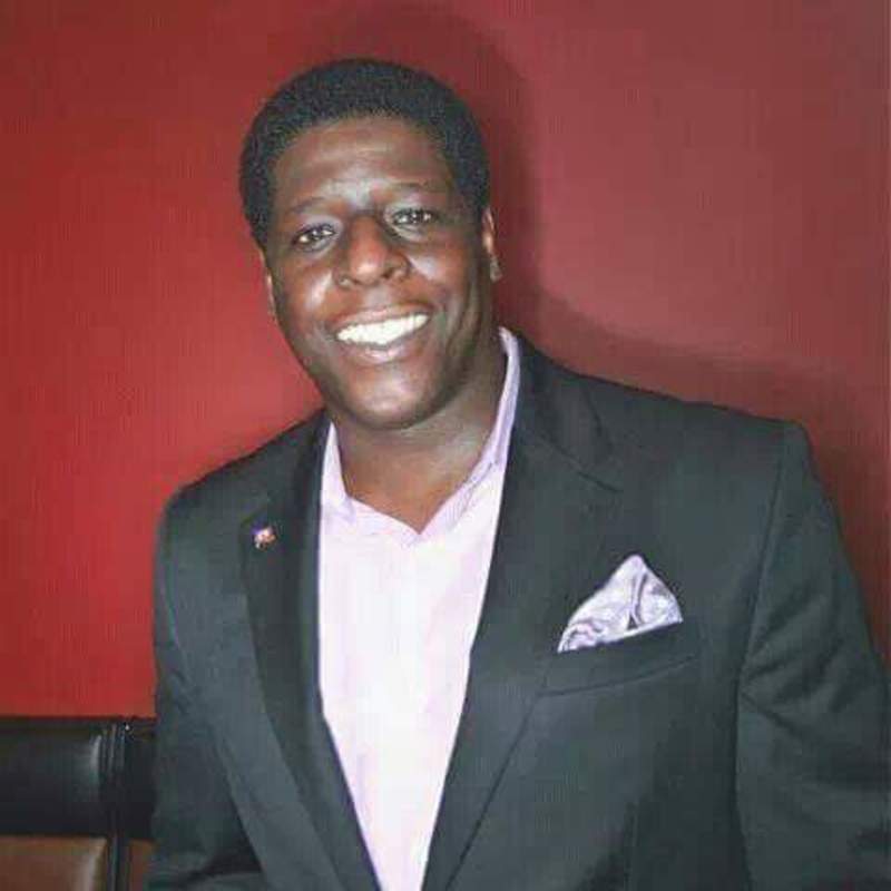 Date this nice looking United States man Don from Miami US18320