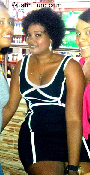 Date this nice looking Dominican Republic girl Ruth from Santiago DO29607