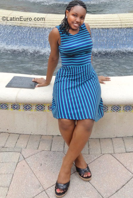Date this delightful Jamaica girl Elizabeth from Spanish Town JM2480