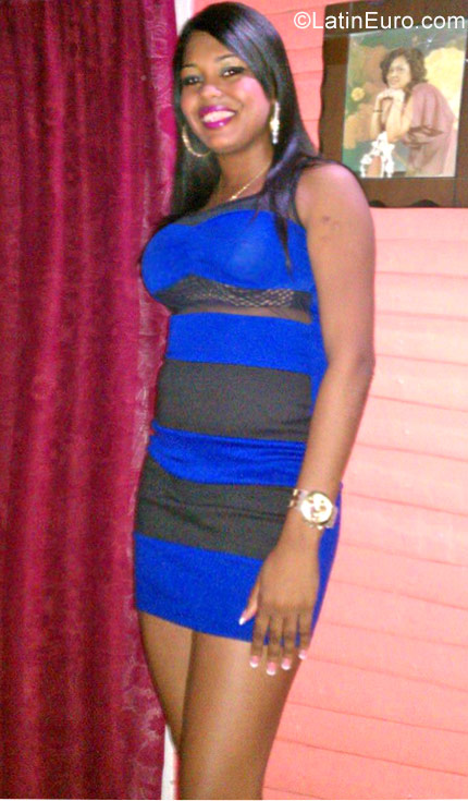 Date this fun Dominican Republic girl Yovermin from Puerto Plata DO29794