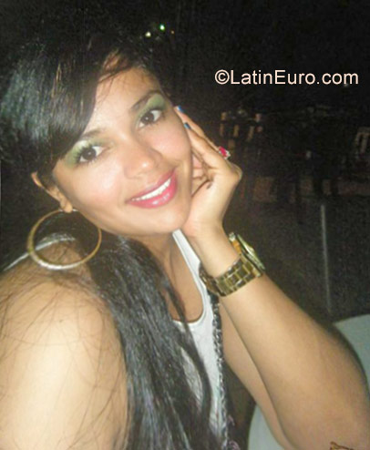 Date this fun Dominican Republic girl Vanelva from San Francisco De Macoris DO29887