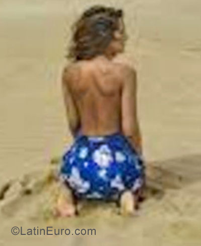 Date this young Dominican Republic girl Keren from Santo Domingo DO30164