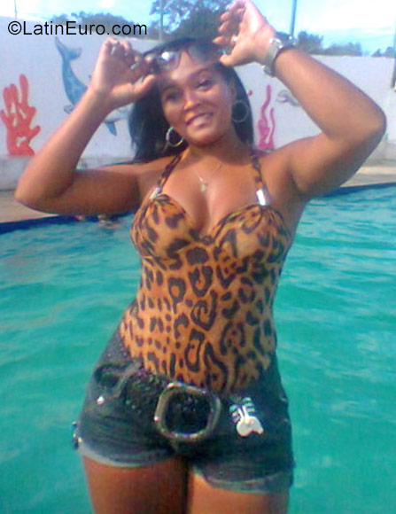 Date this delightful Brazil girl Rosangela from Recife BR10266