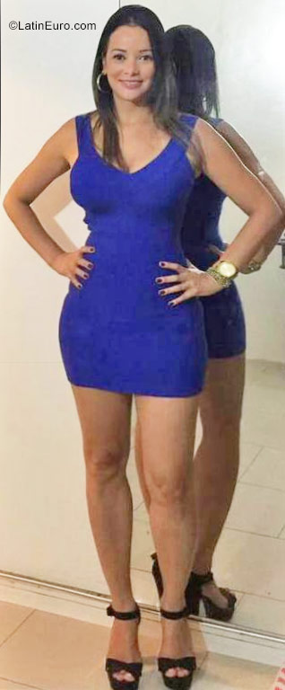 Date this hard body Brazil girl Amor2018 from Salvador BR10286