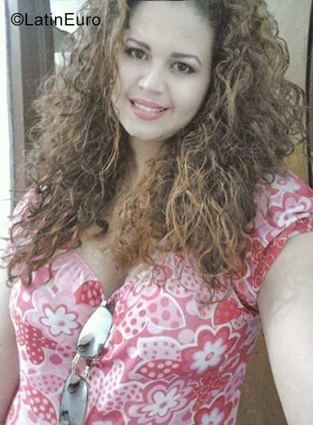 Date this hot Venezuela girl Channel from Tucupita VE966