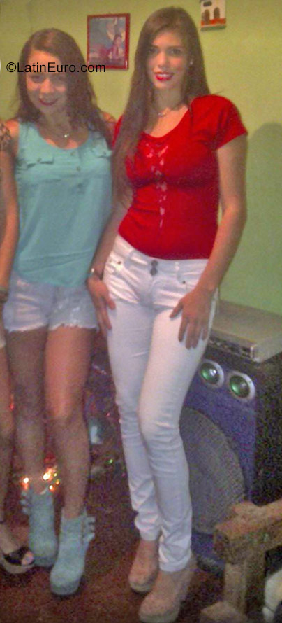 Date this funny Venezuela girl Stephanie from Caracas VE985