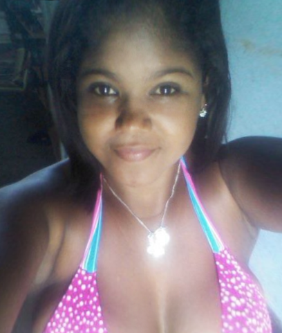 Date this georgeous Venezuela girl Luzimar from Caracas VE998