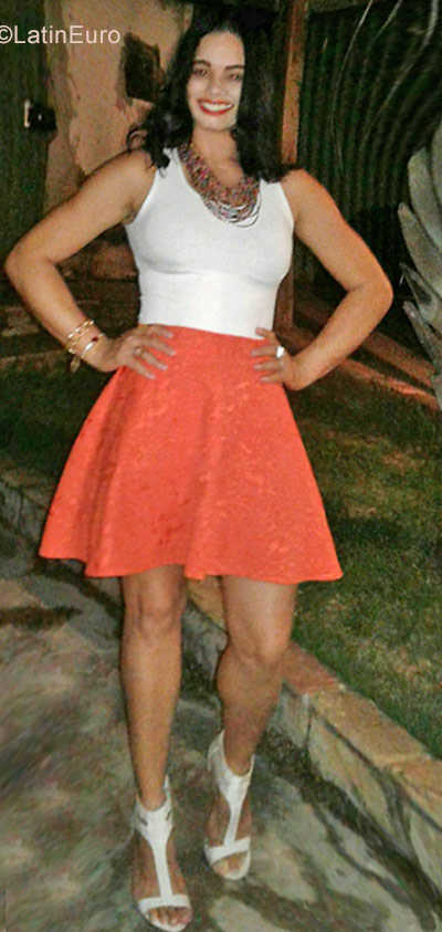 Date this stunning Brazil girl Alessandra from Belo Horizonte BR10325