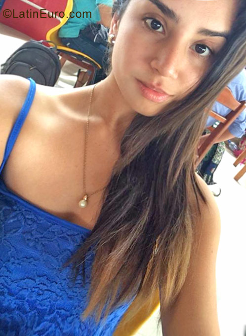 Date this exotic Ecuador girl Fernanda from Guayaquil EC217